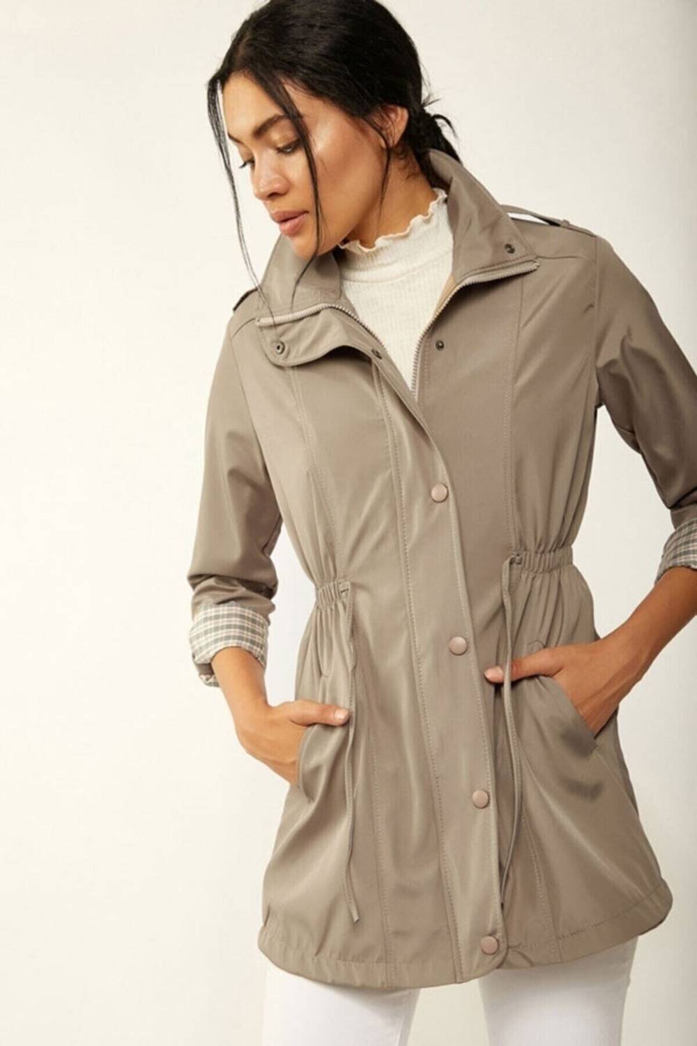 Women's Beige Pocket Detailed, Gathered Waist, Lined Trench Coat HZL22W-BD156691