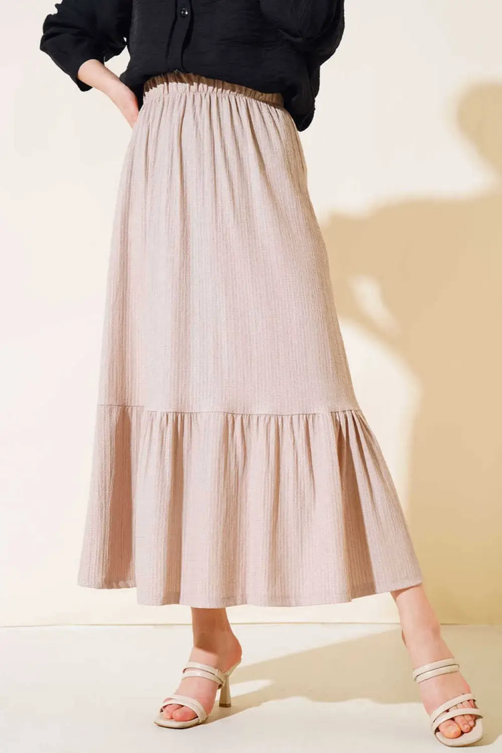 Женская бежевая длинная юбка с эластичным поясом, многослойная, из 97% полиэстера, 3% ликры, размеры 34-44