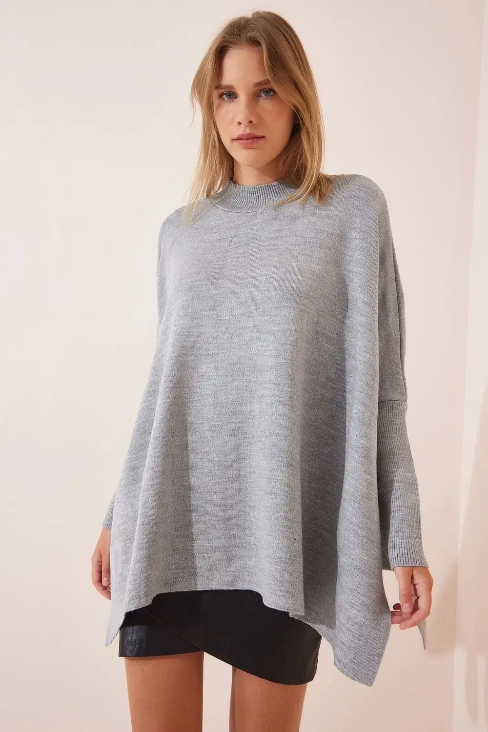 Women's Gray Oversize Slit Poncho Knitwear Sweater HZL23W-BD1100761