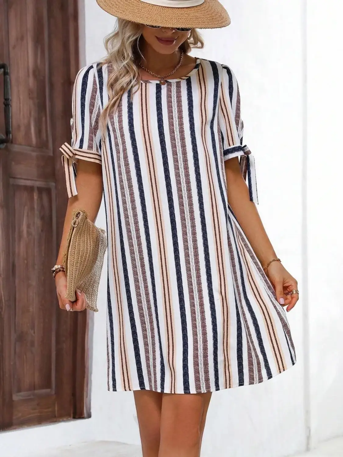 Kadın Krem Lacivert İthal Keten Baskılı Bisiklet Yaka Astarsız Elbise HZL24S-FRY121011