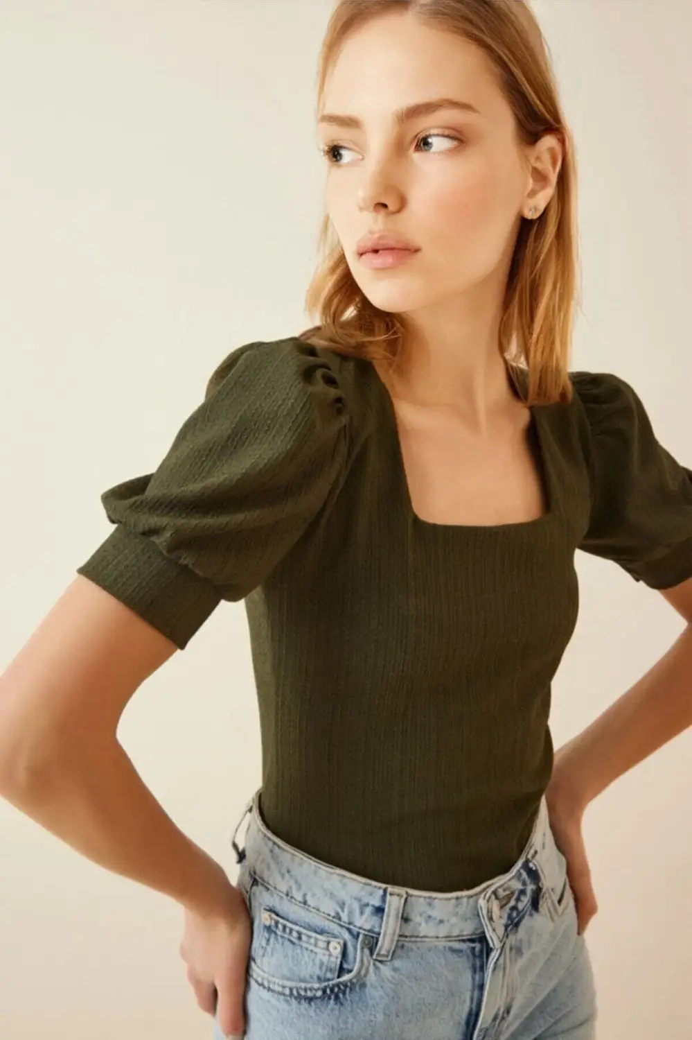 Women's Khaki Square Collar Knitted Blouse Hzl22w-bd104091