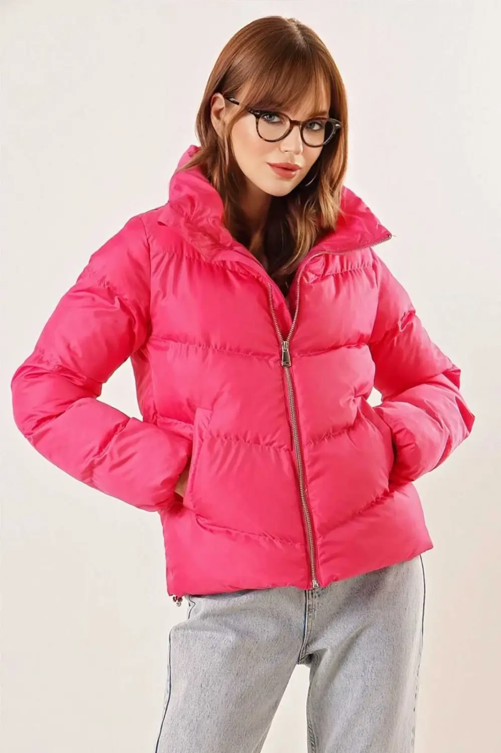 Kadın Canlı Pembe Dik Yaka Bel Büzgülü Şişme Mont HZL25W-BD131791