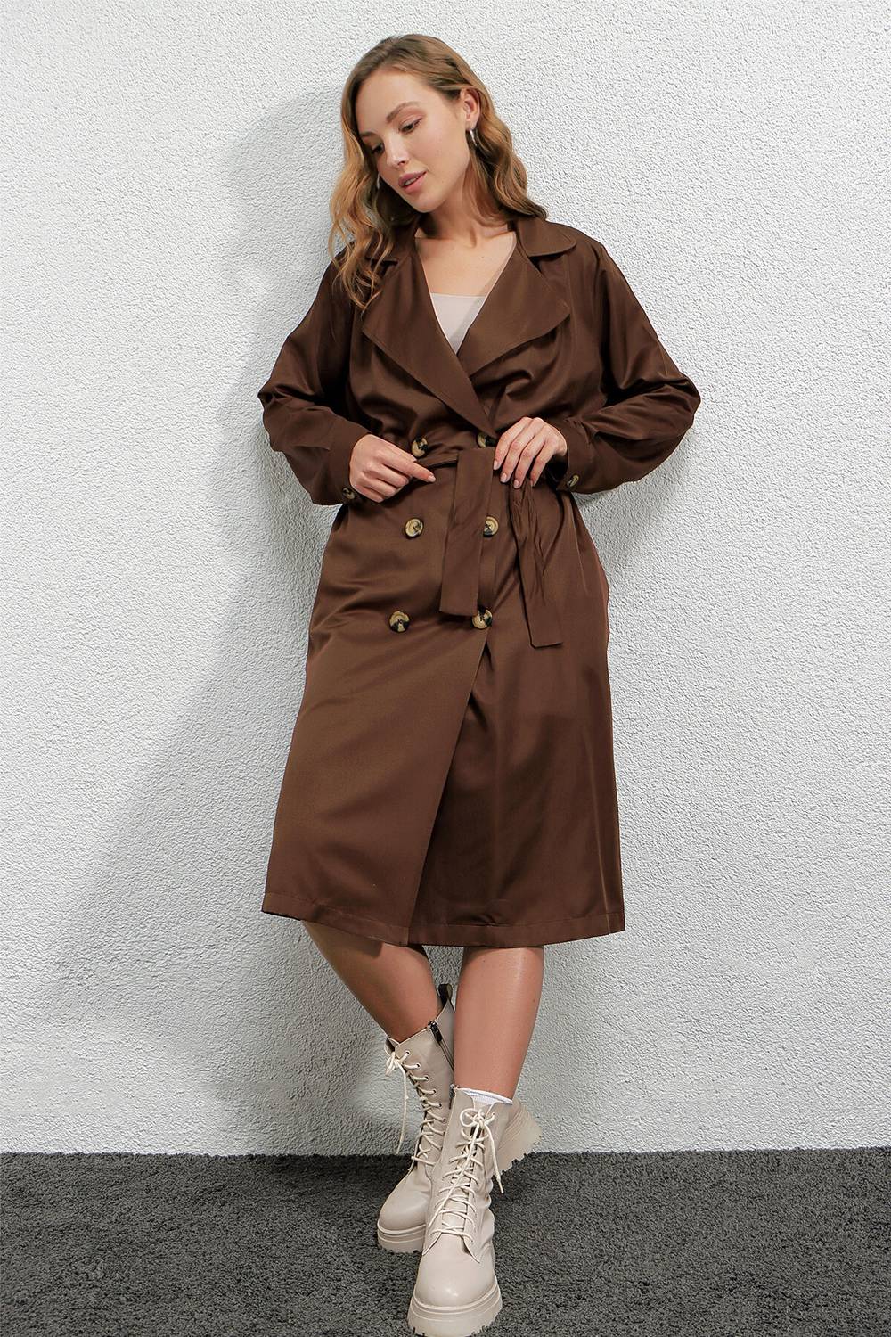Women's Brown Double Breasted Collar Belted Unlined Seasonal Casual Trench Coat Hzl22s-bd158531