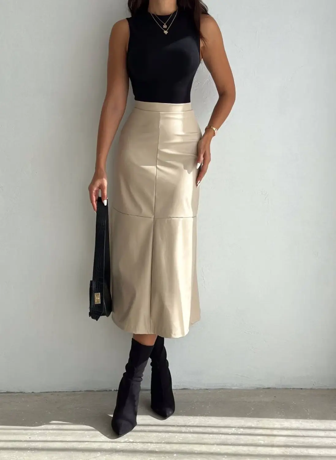 Kadın Bej Midi Boy Fermuar Kapamalı Suni Deri Etek  HZL25W-FRY121651