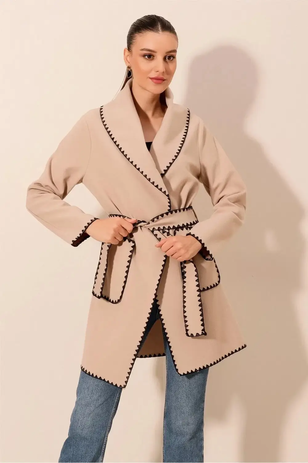 Women's Beige Embroidery Detailed Belted Waist Buttonless Unlined Cashmere Coat HZL24W-BD191301
