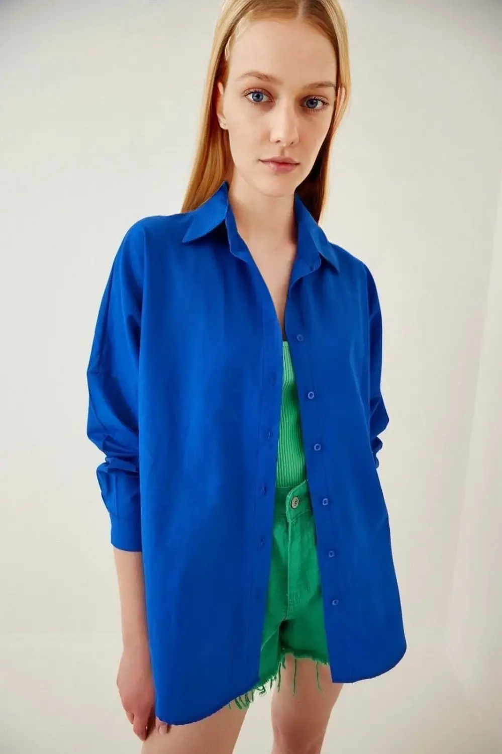 Women's Vivid Blue Oversize Long Basic Shirt HZL22W-BD139001