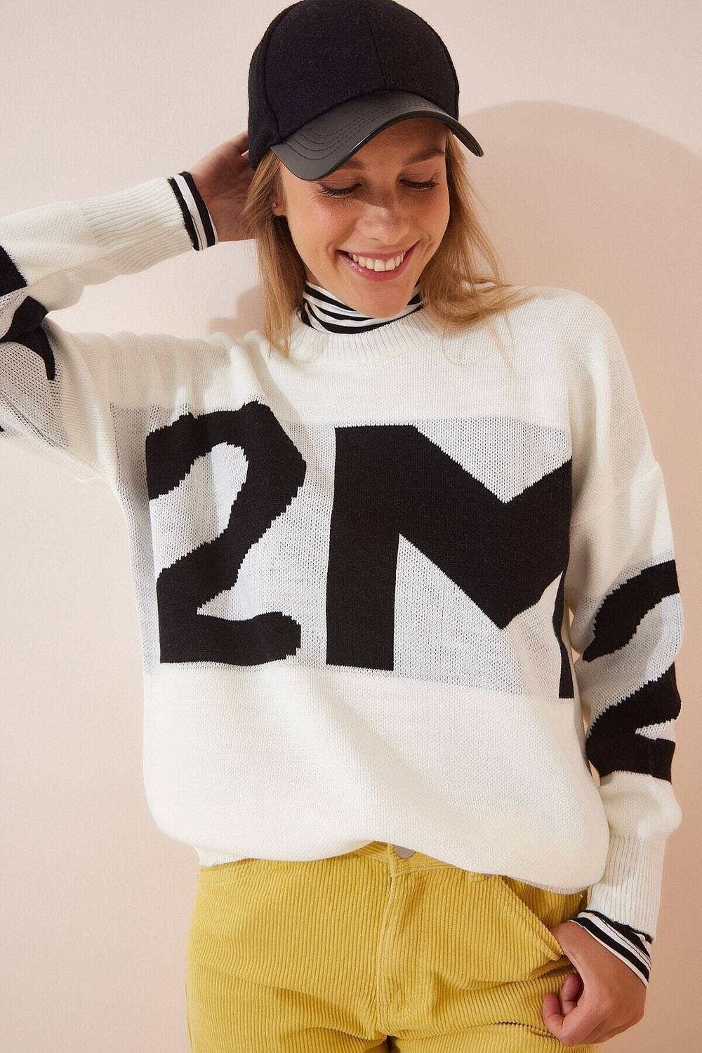 Women's Ecru Written Oversize Knitwear Sweater HZL23W-BD1101281