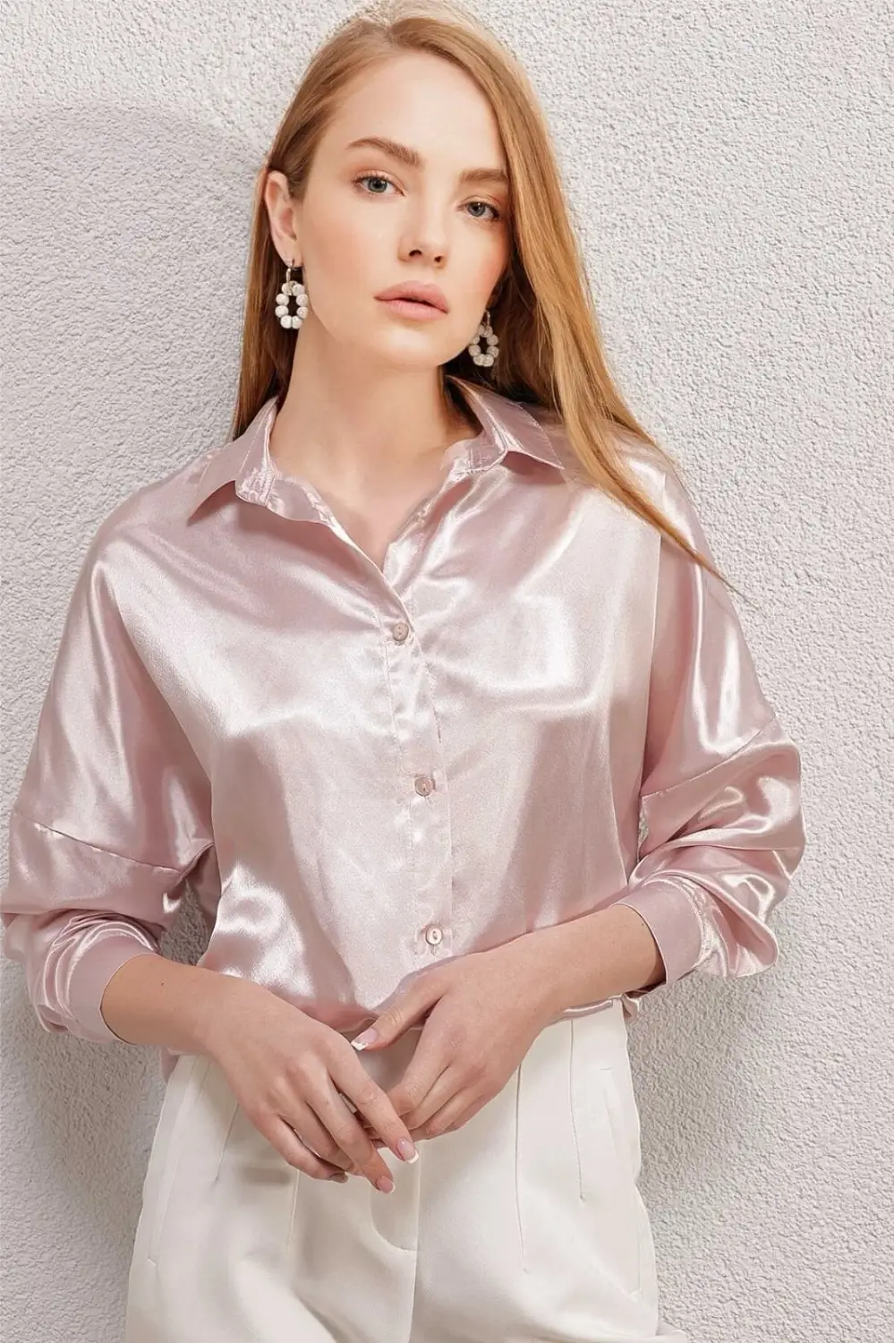Women's Cream Oversize Draped Satin Finished Shirt HZL23S-BD139851