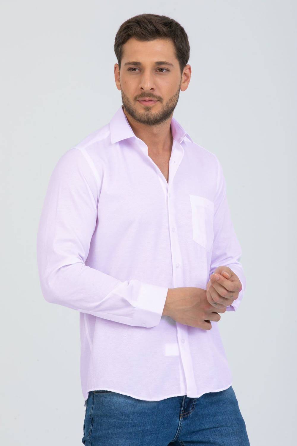 قميص Varetta الرجالي من Lilac Mini بأكمام منقوشة وياقة مقطوعة وأزرار