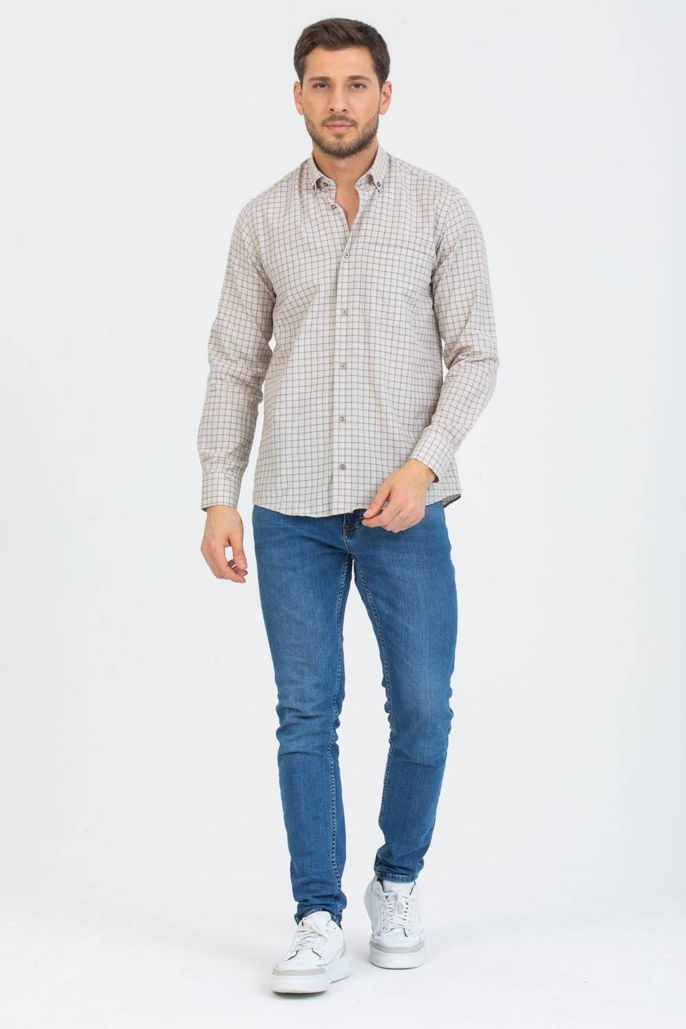Varetta Erkek Bej Kareli Uzun Kol Klasik Kesim Yaka Düğmeli Gömlek