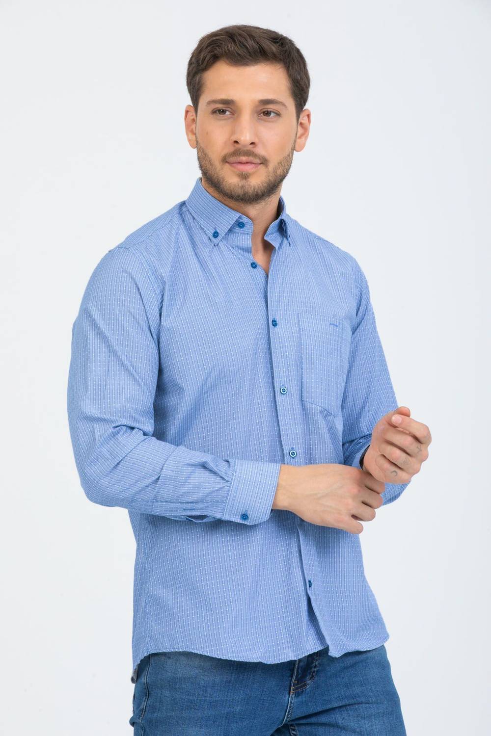 Чолова класична сорочка з темно-синьою смужкою, з довгими рукавами та гудзиками, модель Varetta, розмір S