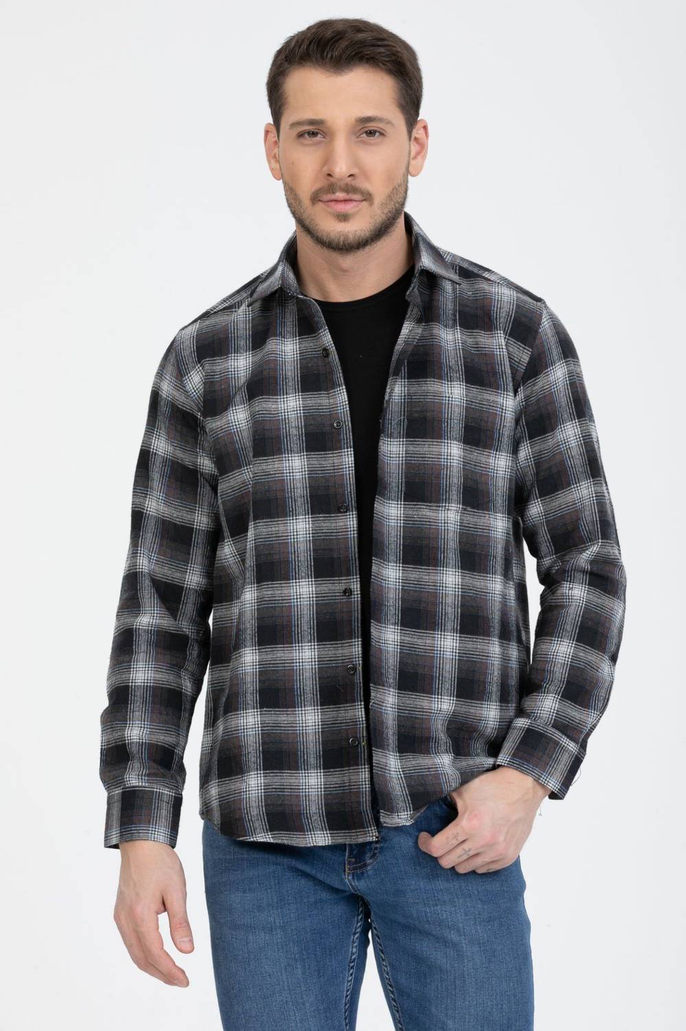 Varetta Men's Black Checkered Winter Shirt