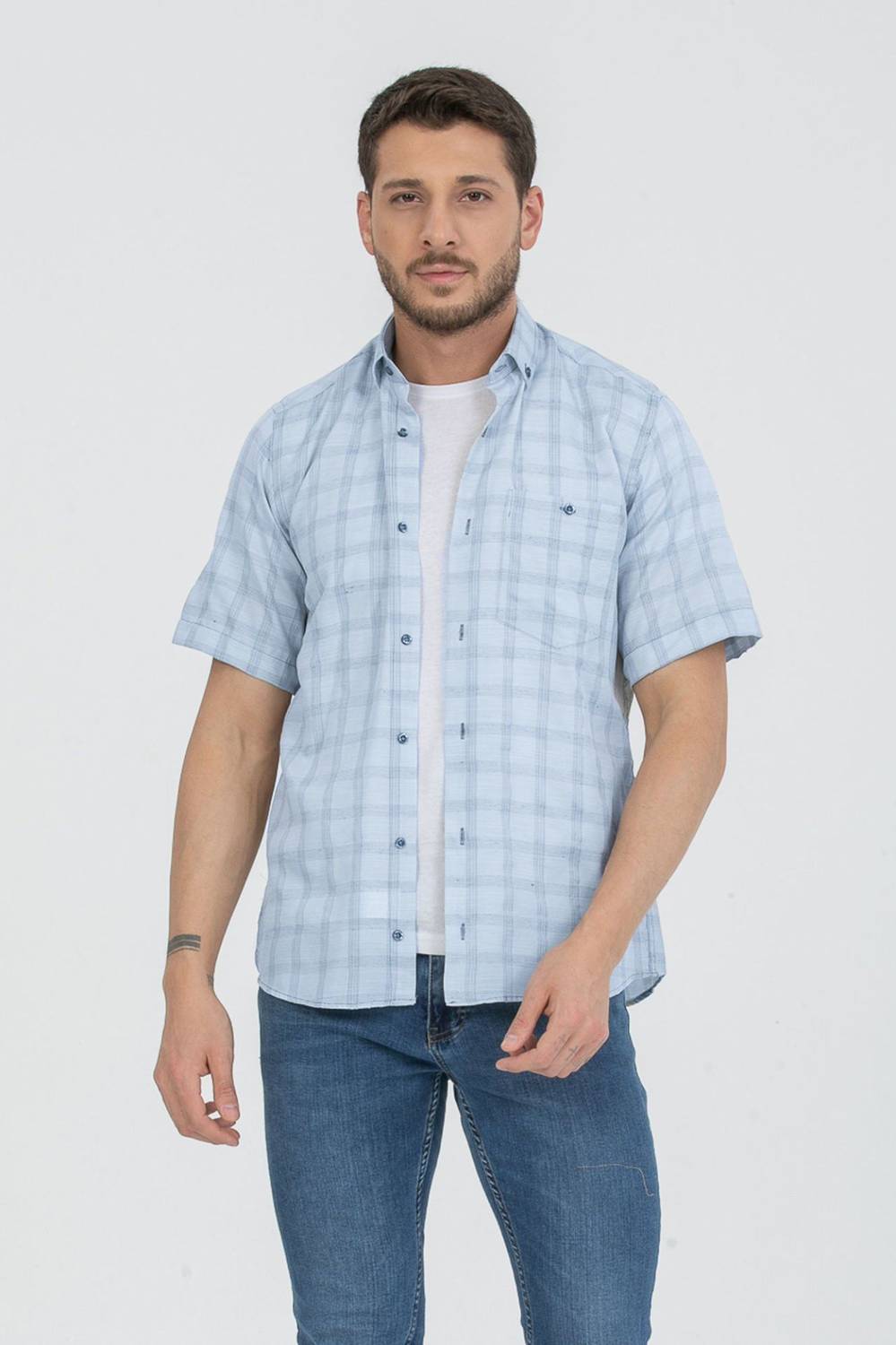 Varetta Men's Blue Cotton Pocketed Summer Short Sleeve Shirt