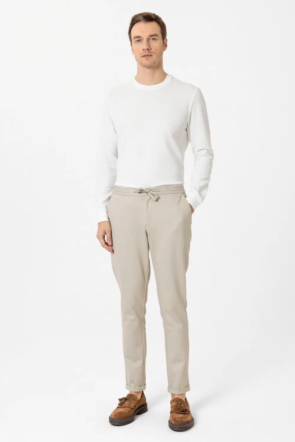 Слімові джоггери без візерунка бежевого кольору, 71% PES, 25% VIS, 4% EA, бізнес-кежуал, виготовлені в Туреччині