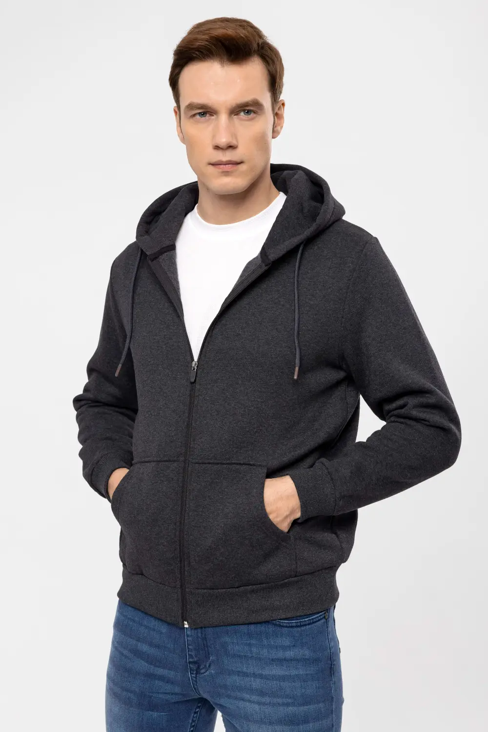 Регулярний светшорт з капюшоном, класичний крій, 55% бавовна, 45% поліестер, темно-синій, доступні розміри XL, L, M, XXL