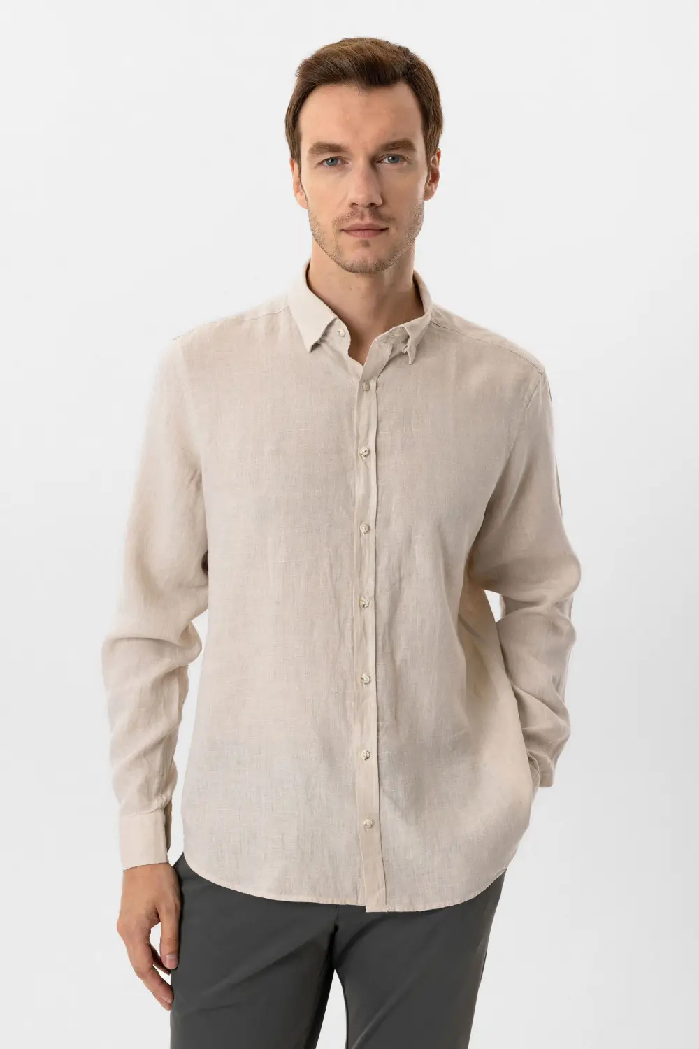 Köşeli Manşet Regular Kalıp Düz Gömlek