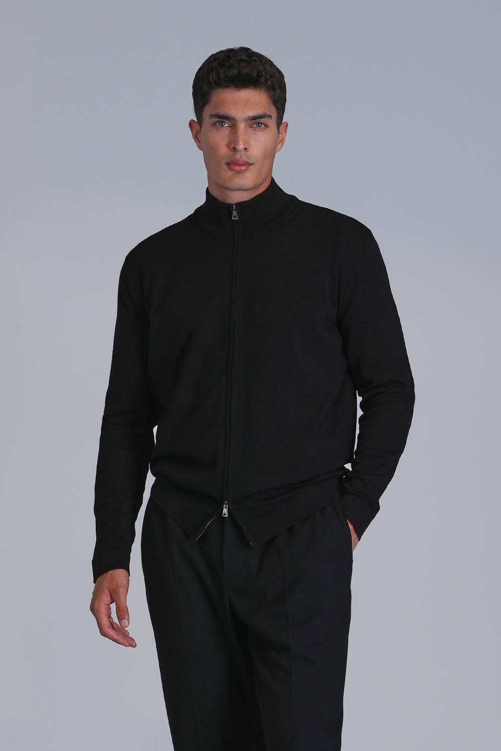 Чорний кардиган для чоловіків Force, доступний в розмірах S, M, L, XL, XXL, 3XL