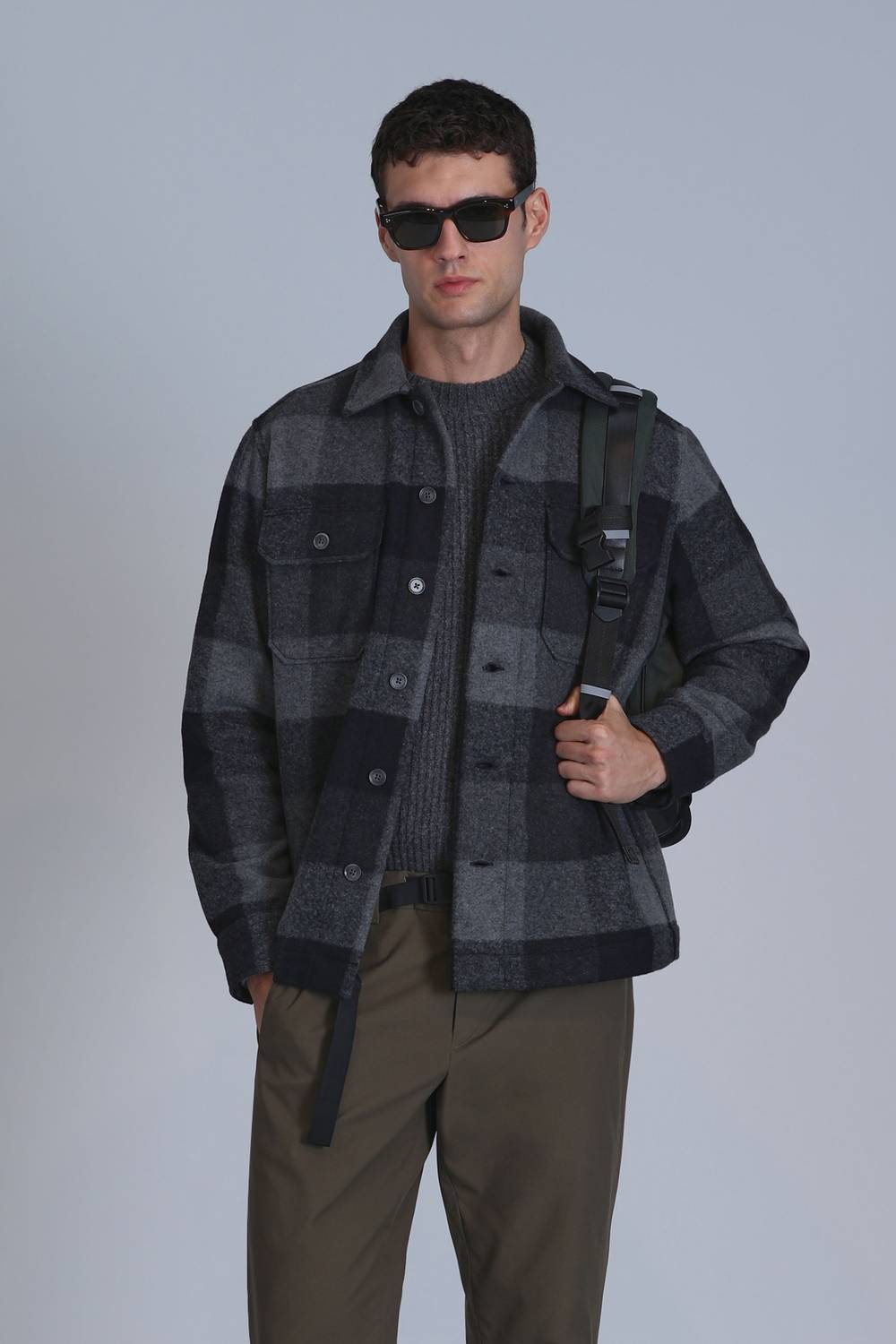 Чорна базова чоловіча сорочка Slim Fit