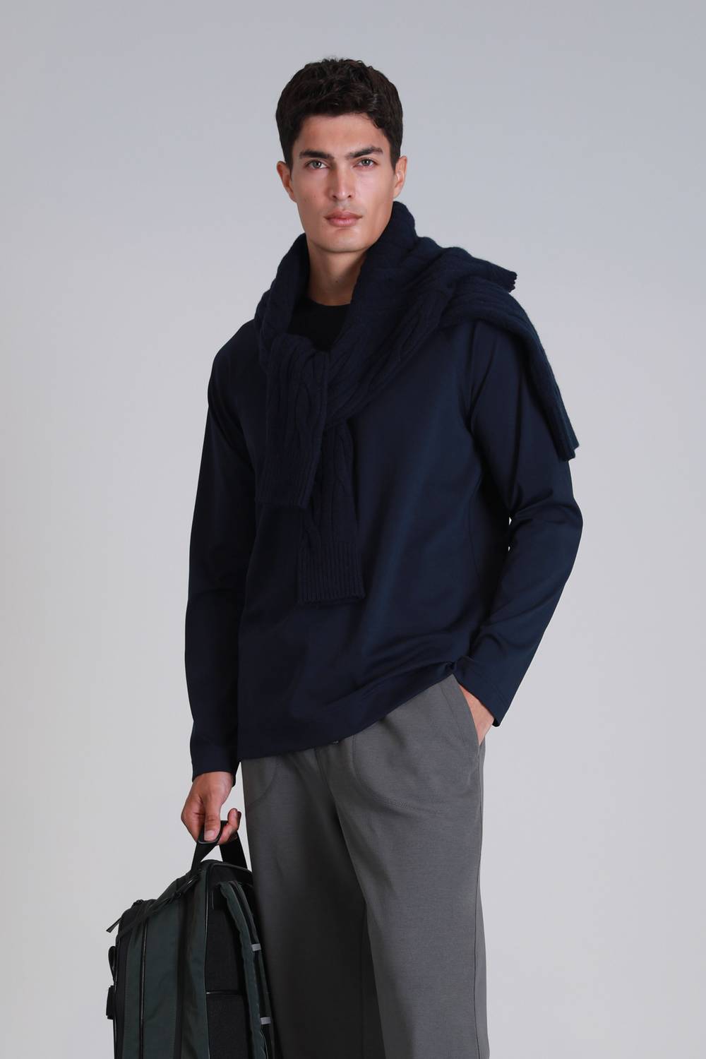 Чоловіча футболка з довгим рукавом темно-синього кольору Holly, різні розміри доступні