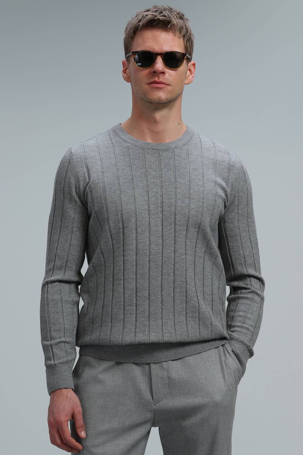 Best Men's Sweater Gray