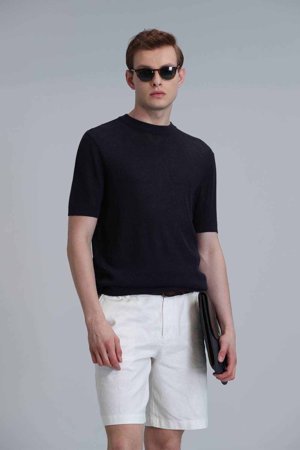 Чоловічий светр темно-синього кольору різних розмірів S-3XL