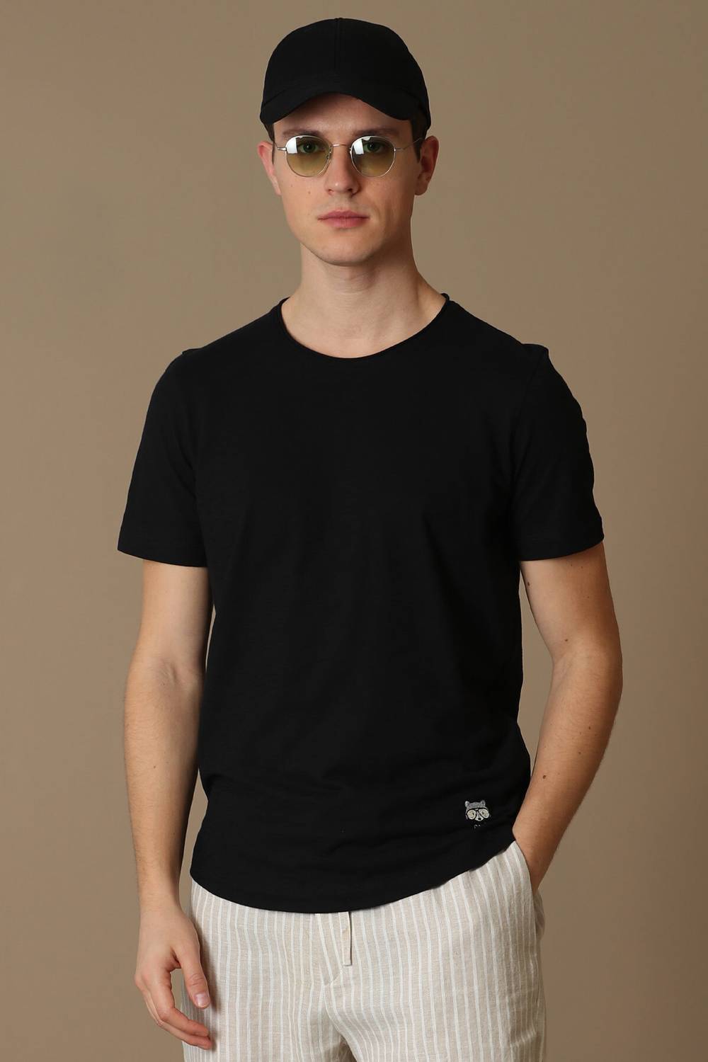 Junya Men's Basic T-Shirt Black