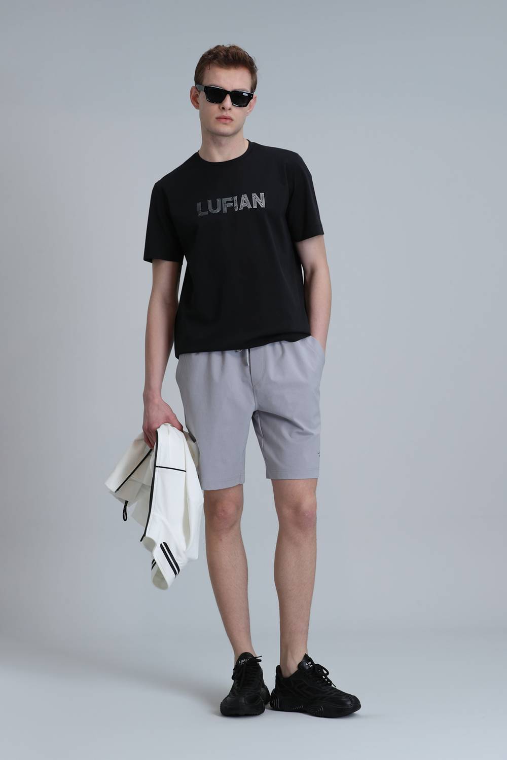 Сині чоловічі шорти спортивного костюма світло-сірого кольору