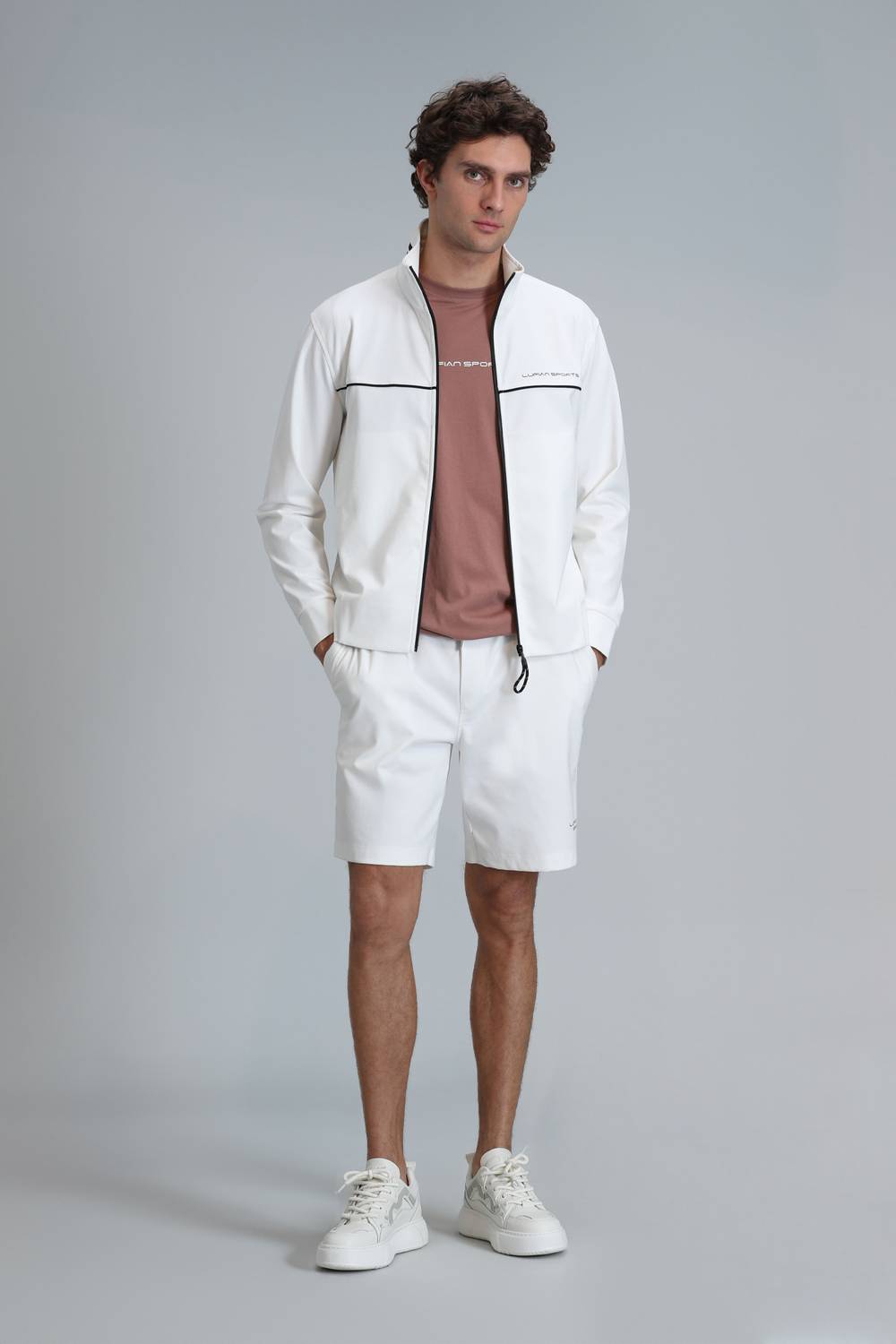 Сині чоловічі шорти еспорту кольору попелястого білого