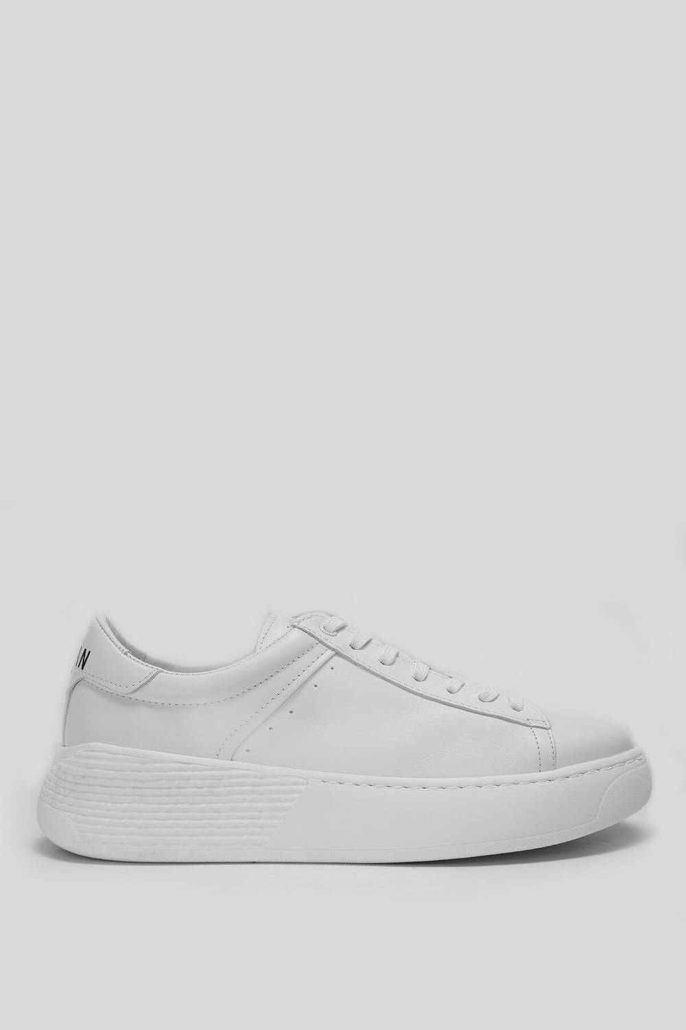 Кроссовки Frank белые 41-42 размер для спорта, стильный дизайн и комфорт при движении