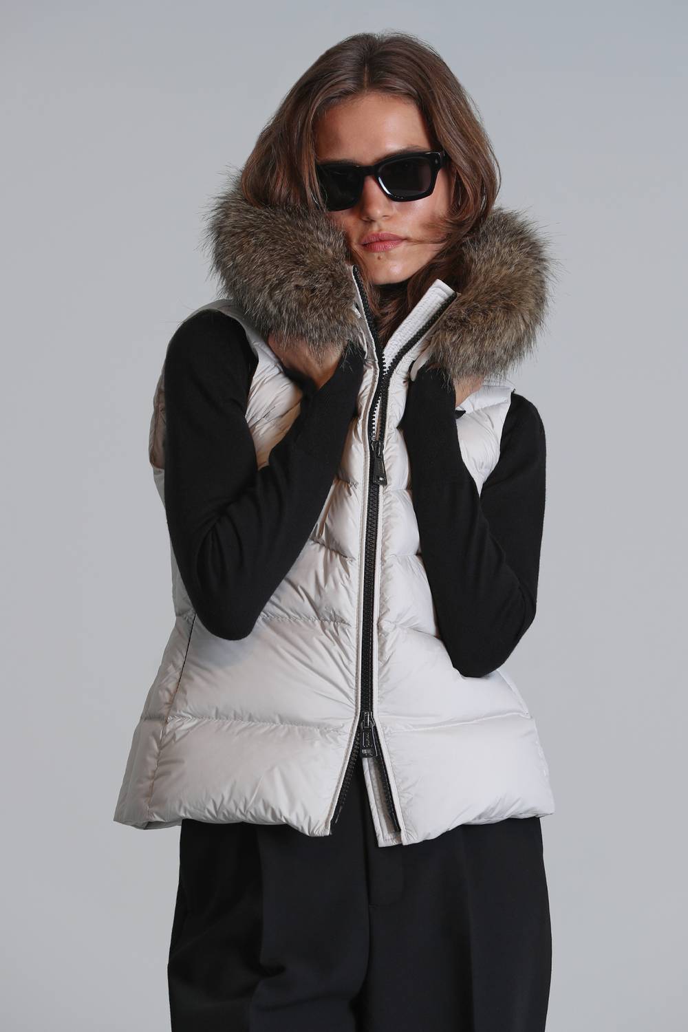 Жилет Luna женский, утеплённый, кремового цвета, размеры 36-42