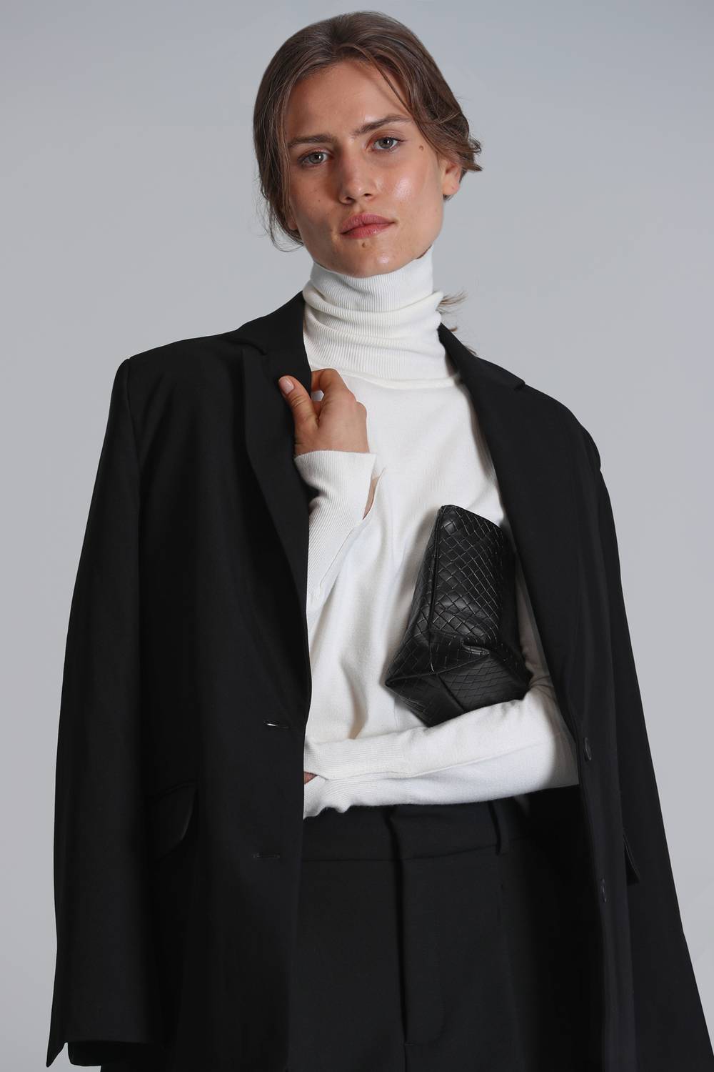 Женский свитер Burnaby экрю, доступен в размерах S, M, L, XL, XXL, стильный и комфортный для любого случая