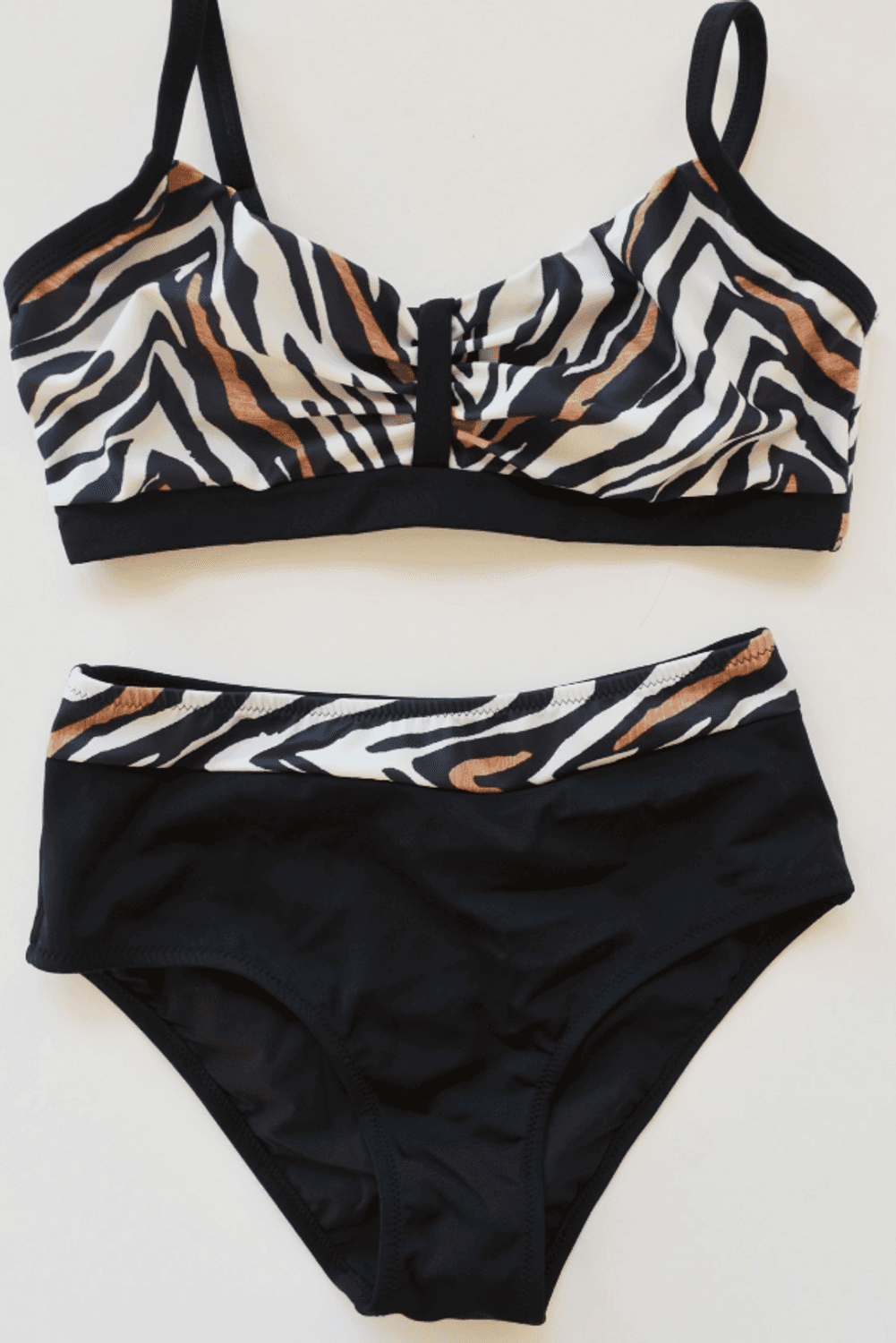 مجموعة بيكيني Beria النسائية Underwire Supported Gathering Tiger Pattern