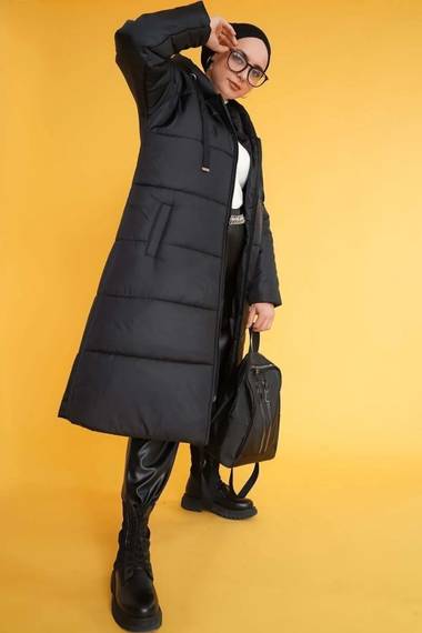 Buy Women's Black Hijab Hooded Long Oversize Puffer Coat HZL23W