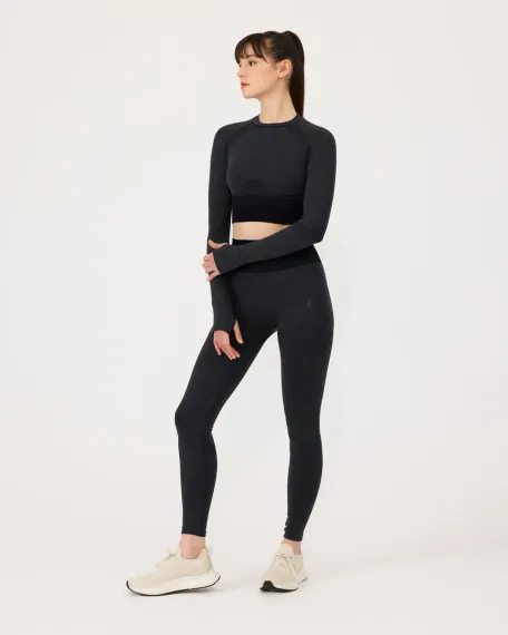 seamless başparmak delikli crop top - صورة 2