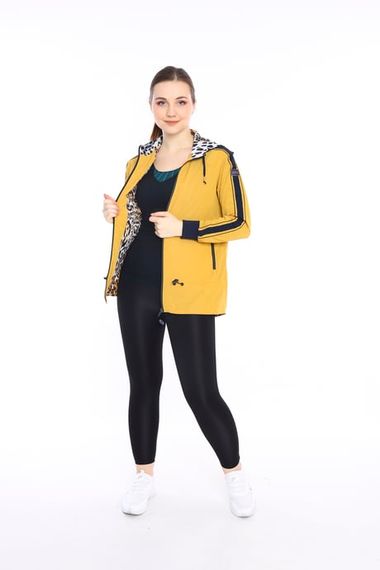 سترة رياضية نسائية من Escetic Mustard بغطاء للرأس وطاردة للماء وسحاب رفيعة 6560 - صورة 2