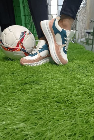 Escetic Beyaz-Pudra Kadın Sneaker Yumuşak Yüksek Taban Bağcıklı Spor Ayakkabı AY0004 - fotoğraf 3