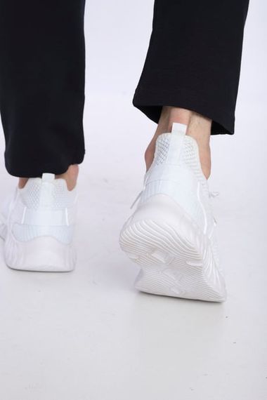 حذاء رياضي رجالي باللون الأبيض من Escetic خفيف الوزن ونعل ناعم منسوج أحذية رياضية AY0007 - صورة 4