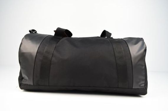 Escetic Black Unisex Waterproof Sports Fitness Travel Bag with Shoulder Strap C5005 - photo 3