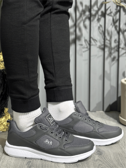 حذاء رياضي صيفي خفيف الوزن للرجال من Escetic باللون الرمادي الداكن طراز Anorak AY0012 - صورة 2