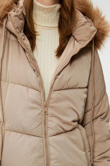 Koton Short Puffer Jacket with Hooded Plush Detail - photo 5