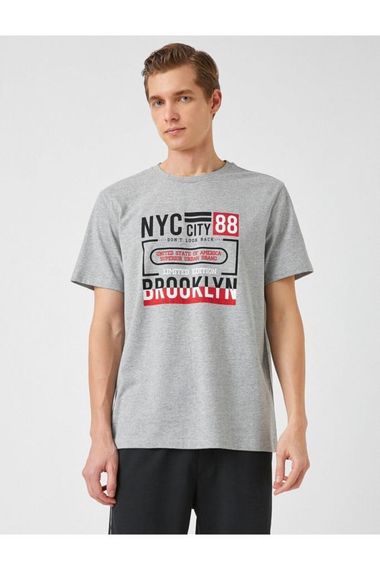 Koton Erkek NYC Baskılı Tişört   - fotoğraf 3
