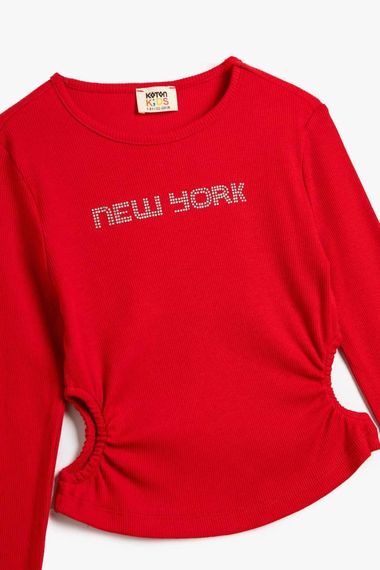 Koton Kız Çocuk Tişört Uzun Kollu Bisiklet Yaka Pul Baskılı Pencere Detaylı Pamuklu - fotoğraf 3