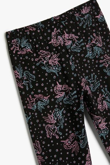 تاج: ليجنز للبنات من كوتون بخصر مطاطي وقماش قطني برسمة وحيد القرن لون أسود وعمر 9-10 سنوات - صورة 3