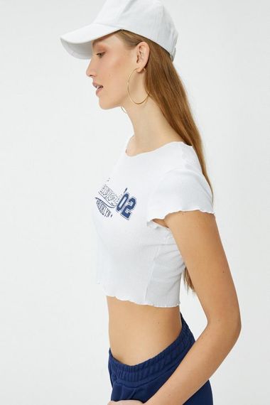 Топ Koton New York укорочений, короткий рукав, круглий виріз, Slim Fit, колір екрю - фото 1