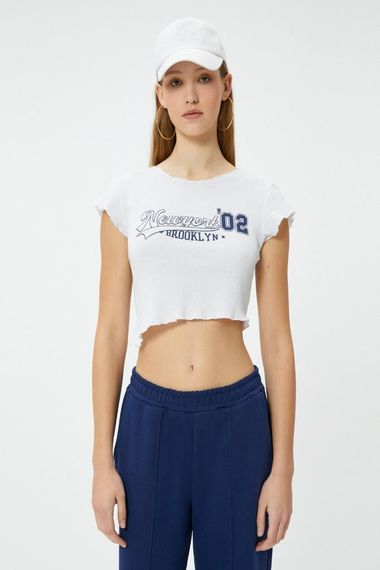 Топ Koton New York укорочений, короткий рукав, круглий виріз, Slim Fit, колір екрю - фото 3