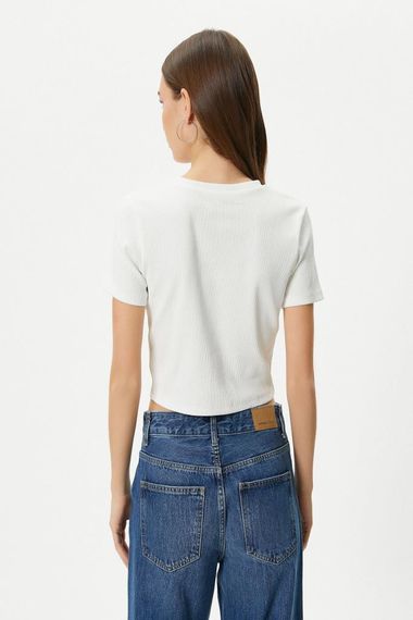 Koton Baskılı Crop Tişört Kısa Kollu Bisiklet Yaka Pamuklu - fotoğraf 4