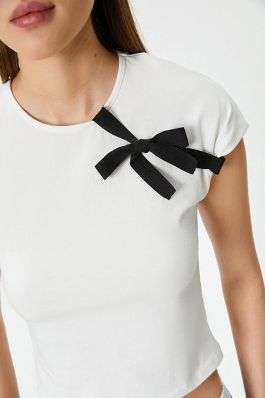 Koton Fiyonklu Tişört Crop Kısa Kollu Bisiklet Yaka Pamuklu - photo 5