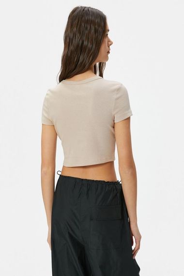 Koton Ayıcık Baskılı Crop Tişört Slim Fit Kısa Kollu Bisiklet Yaka Pamuklu - fotoğraf 4