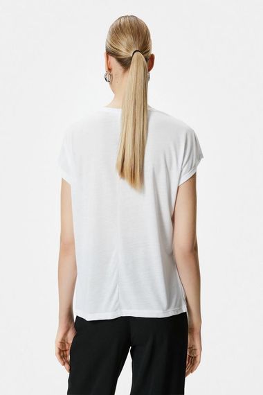 Koton Baskılı Tişört V Yaka Kısa Kollu Viskon Karışımlı - photo 4