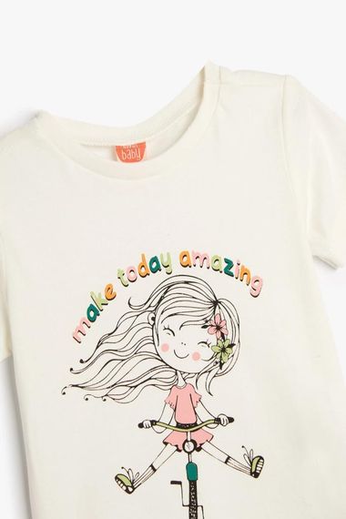 Koton Kız Bebek Püsküllü Tişört Kız Çocuk Baskılı Kısa Kollu - fotoğraf 3